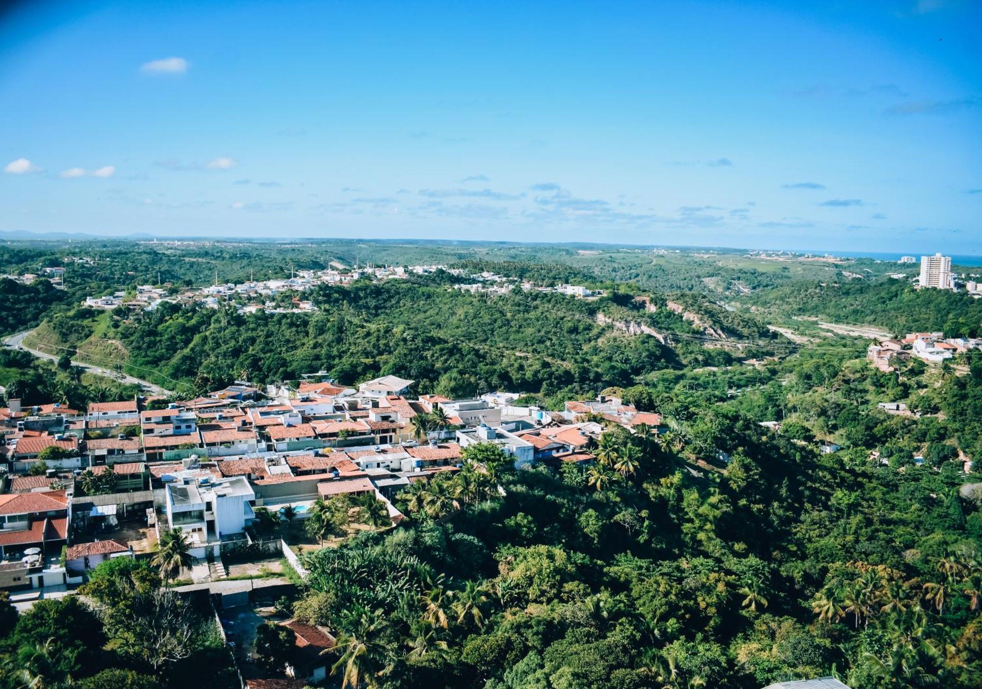 Ape Prox. Forum, Parque Shopping E Praias Do Litoral Norte *